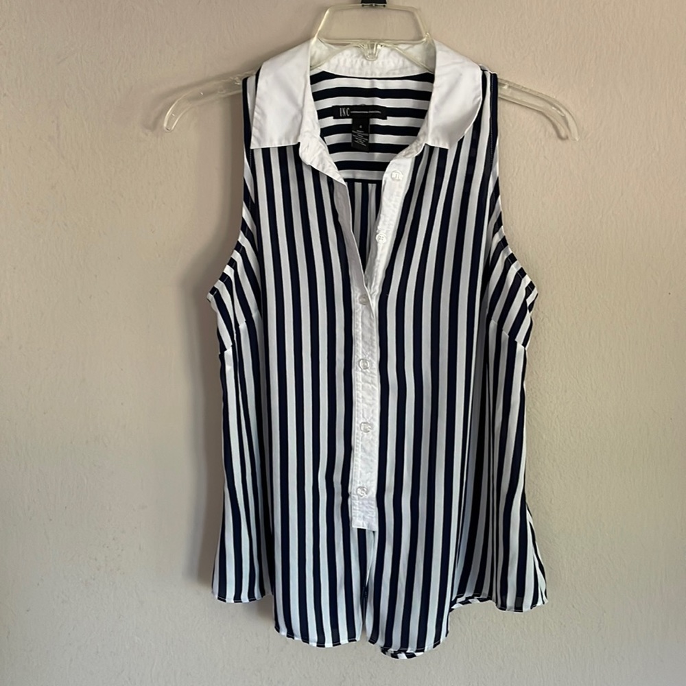 INC top button down